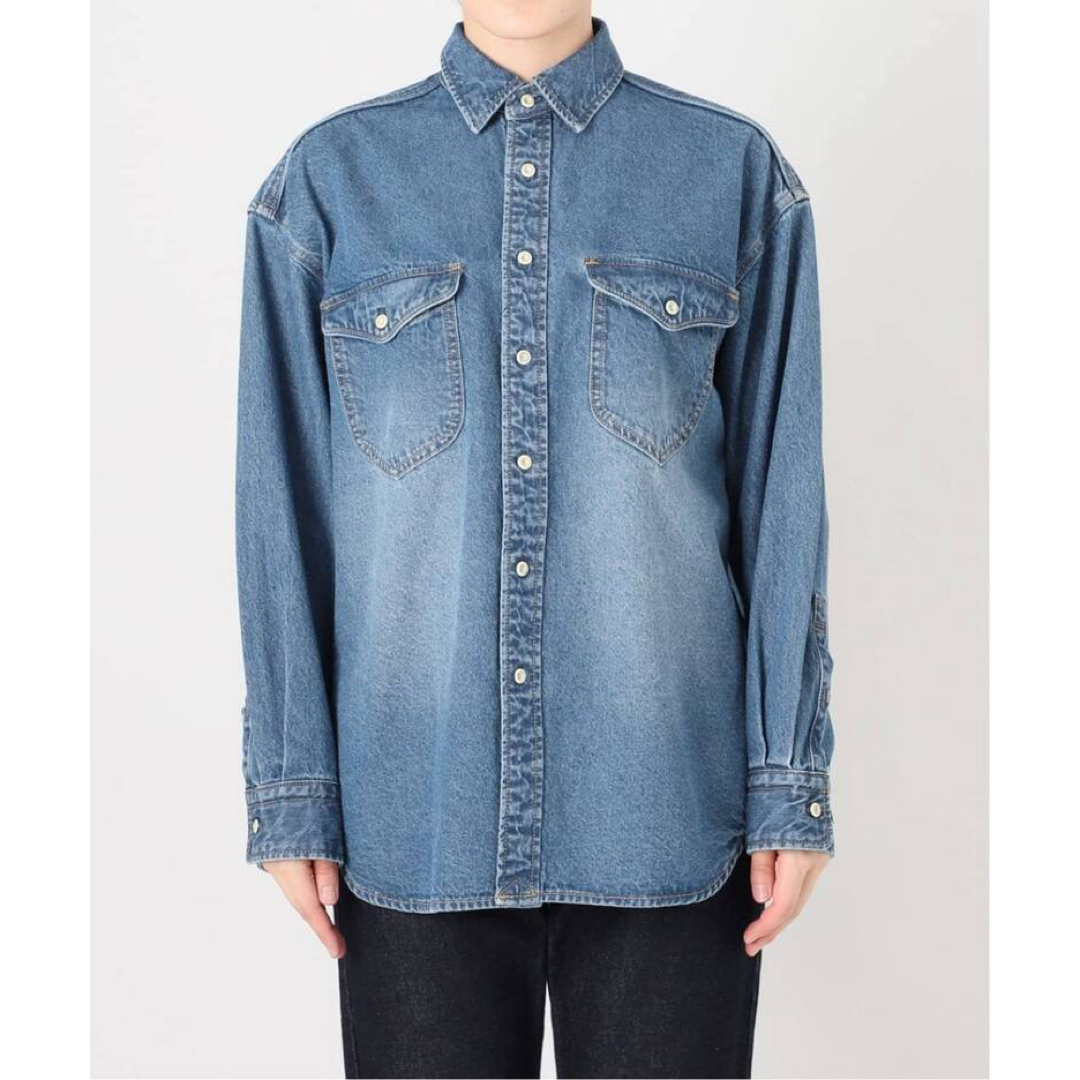 SLOBE IENA(スローブイエナ)のLE DENIM BDUシャツ レディースのトップス(シャツ/ブラウス(長袖/七分))の商品写真