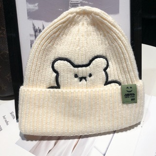 【人気商品】レディース　帽子　ホワイト　クマ　ニット帽　残りわずか(ニット帽/ビーニー)