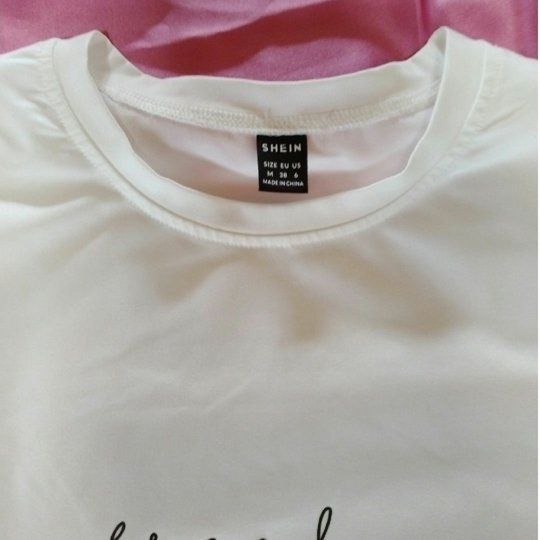 SHEIN(シーイン)のTシャツ レディースのトップス(シャツ/ブラウス(長袖/七分))の商品写真