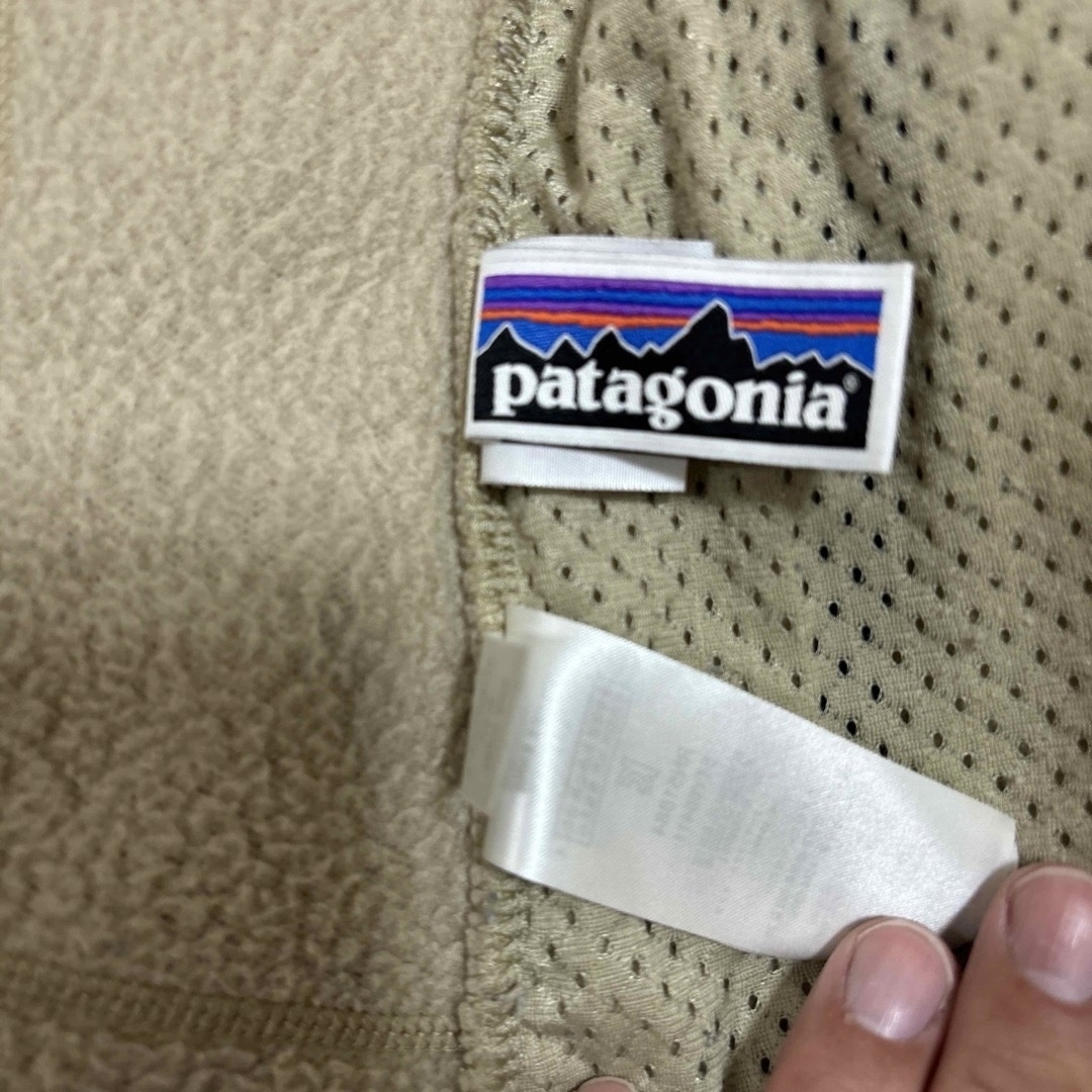 patagonia(パタゴニア)のPatagonia/パタゴニア  ボーイズ レトロ パイルジャケット キッズ/ベビー/マタニティのキッズ服男の子用(90cm~)(ジャケット/上着)の商品写真