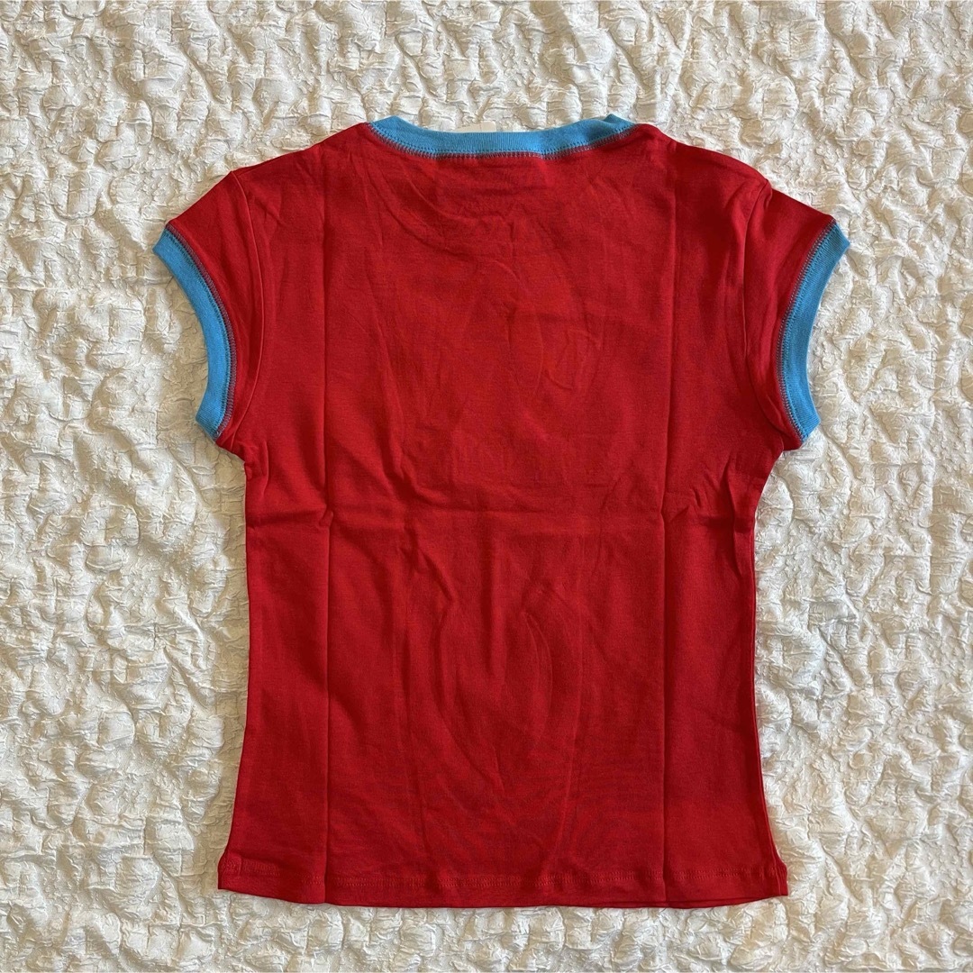 DKNY(ダナキャランニューヨーク)のy2k 00’s DKNY 半袖 赤 S レディースのトップス(Tシャツ(半袖/袖なし))の商品写真