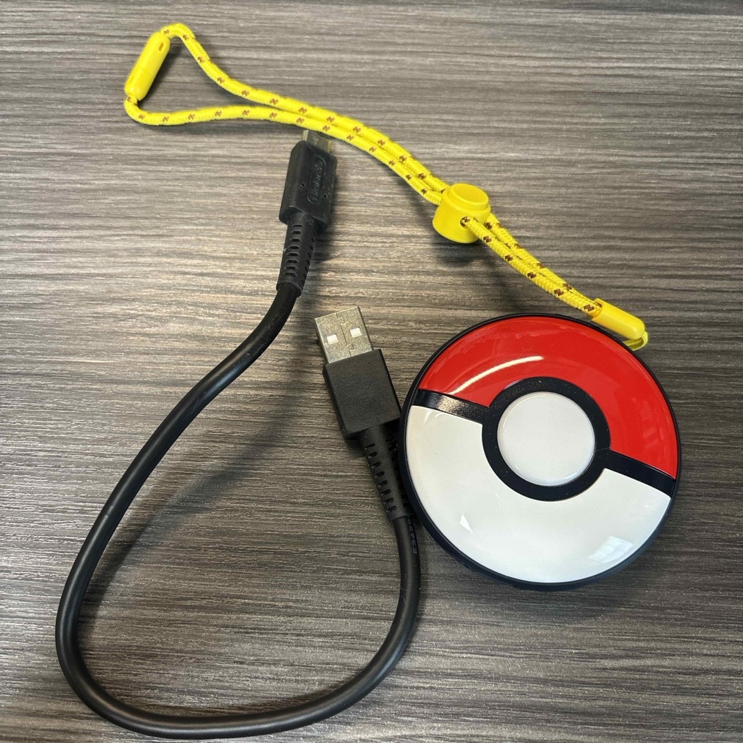 Pokemon Go Plus + エンタメ/ホビーのエンタメ その他(その他)の商品写真