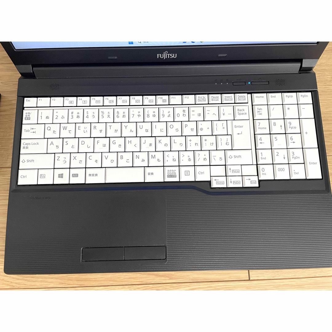 富士通(フジツウ)のFUJITSU LIFEBOOK /Win11 Core i7 SSD256GB スマホ/家電/カメラのPC/タブレット(ノートPC)の商品写真