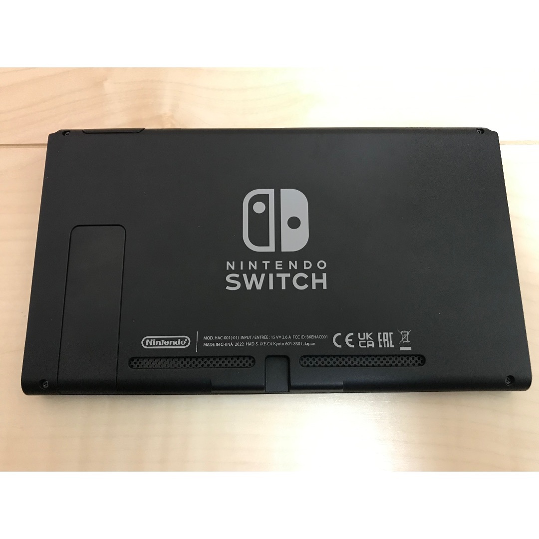 Nintendo Switch(ニンテンドースイッチ)の2022年製✨バッテリー強化新型Switch本体一式✨ エンタメ/ホビーのゲームソフト/ゲーム機本体(家庭用ゲーム機本体)の商品写真