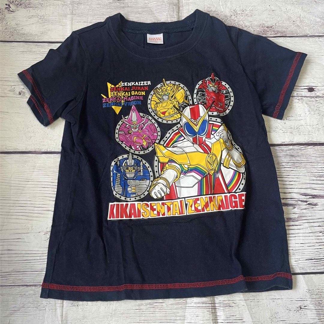 子ども服　ゼンカイジャー　戦隊モノ　Tシャツ　120　4枚セット　まとめ売り キッズ/ベビー/マタニティのキッズ服男の子用(90cm~)(Tシャツ/カットソー)の商品写真