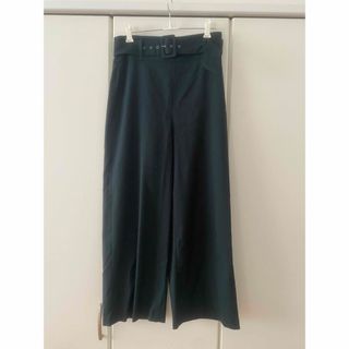 ザラ(ZARA)のワイドパンツ パンツ ワイド　グリーン　ZARA(カジュアルパンツ)