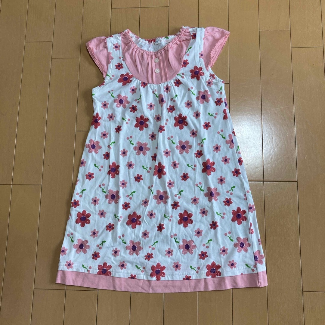 西松屋(ニシマツヤ)の120センチ3枚セット キッズ/ベビー/マタニティのキッズ服女の子用(90cm~)(Tシャツ/カットソー)の商品写真