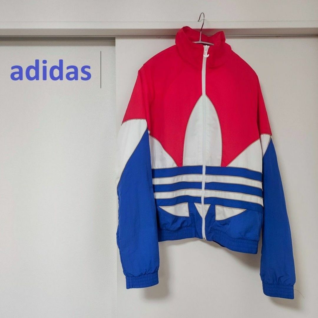 adidas(アディダス)の【ほぼ未使用】adidas ビッグロゴ ナイロンジャケット メンズSサイズ メンズのジャケット/アウター(ナイロンジャケット)の商品写真