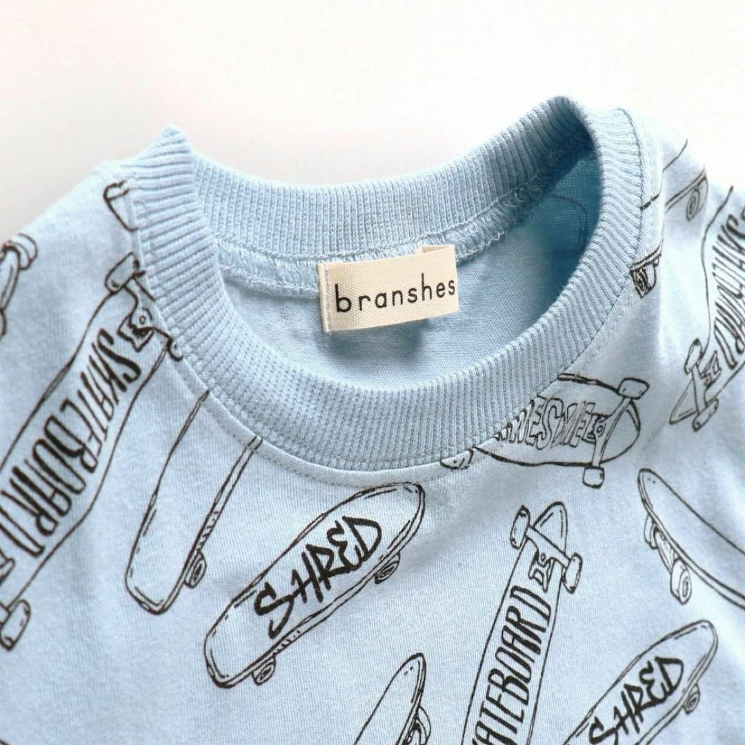 Branshes(ブランシェス)の新品　branshes 総柄グラフィック半袖Tシャツ　子供服　水色　100cm キッズ/ベビー/マタニティのキッズ服男の子用(90cm~)(Tシャツ/カットソー)の商品写真