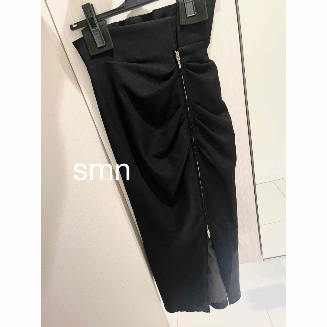 SNIDEL(スナイデル)のsnidel  ジップスリットタイトスカート　0  ブラック　2023 レディースのスカート(ロングスカート)の商品写真