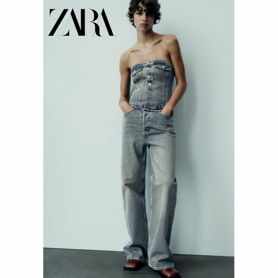 ZARA(ザラ)の17 ZARA オフショルダー デニムジャンプスーツ オールインワン M レディースのパンツ(オールインワン)の商品写真