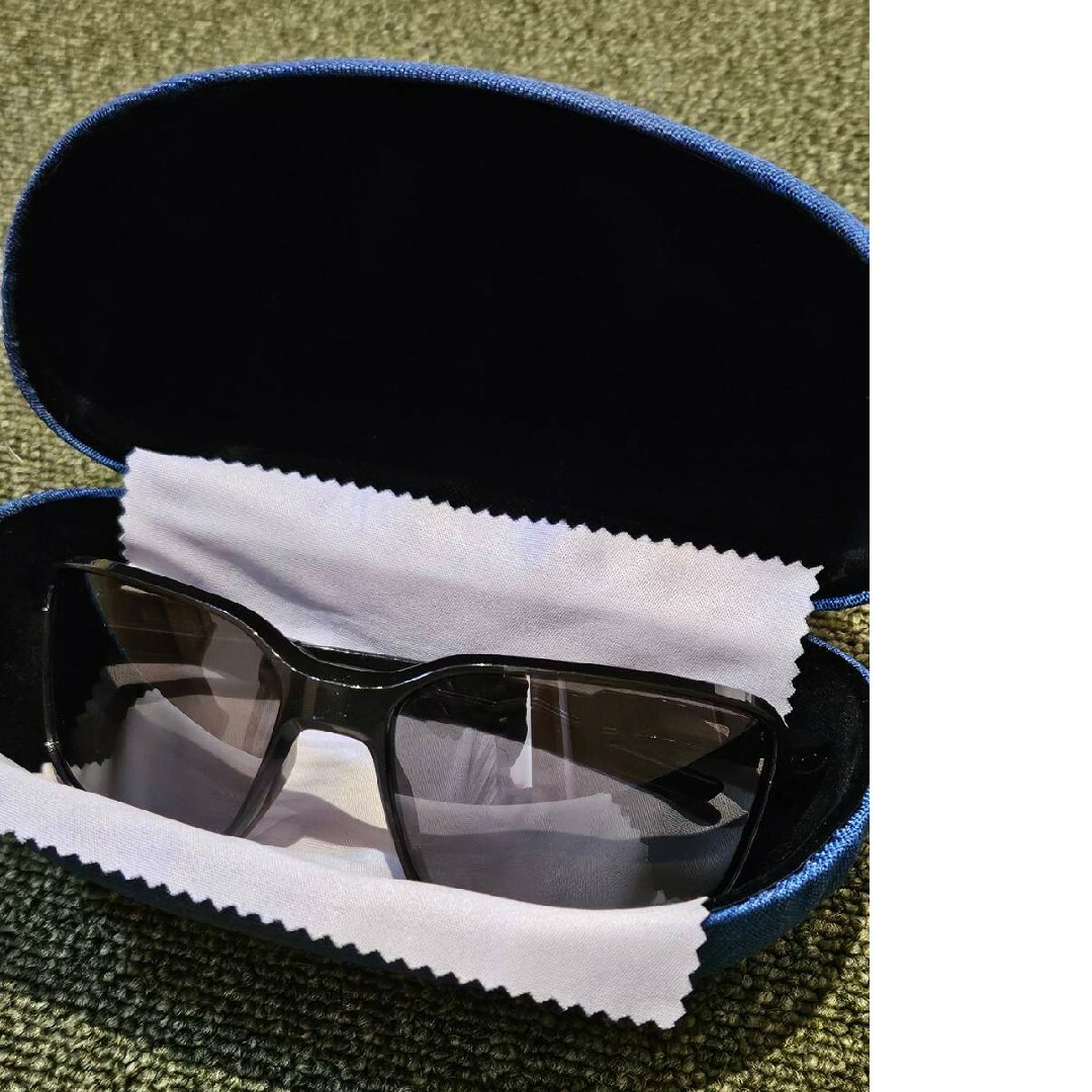 Oakley(オークリー)のオークリーサングラス レディースのファッション小物(サングラス/メガネ)の商品写真
