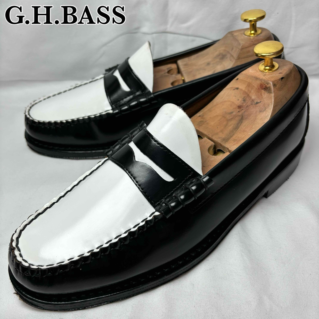 G.H.BASS(ジーエイチバス)の【大人気】G.H.BASS LARSON コインローファー 白黒 バイカラー メンズの靴/シューズ(ドレス/ビジネス)の商品写真