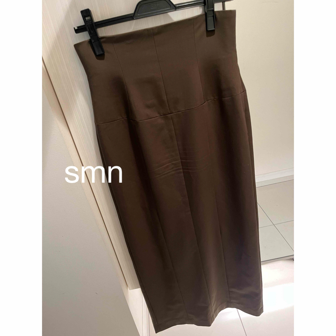 SNIDEL(スナイデル)のsnidel  ウエスト2wayデザインタイトスカート  ブラウン　1 2023 レディースのスカート(ロングスカート)の商品写真
