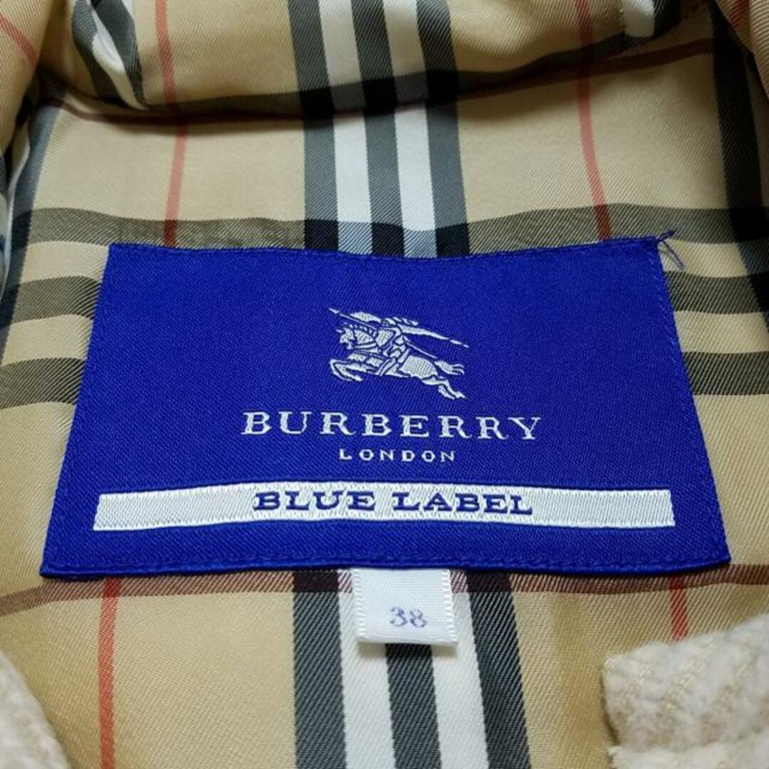 BURBERRY BLUE LABEL(バーバリーブルーレーベル)のBurberry Blue Label(バーバリーブルーレーベル) コート サイズ38 M レディース - アイボリー 長袖/秋/冬 アンゴラ、毛 レディースのジャケット/アウター(その他)の商品写真