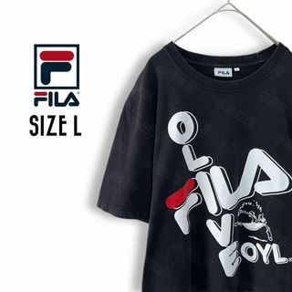 フィラ(FILA)のフィラ Tシャツ 古着 オリーブコラボ L ワンポイントロゴ プリント 黒b32(Tシャツ/カットソー(半袖/袖なし))