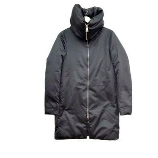 ヘルノ(HERNO)のHERNO(ヘルノ) ダウンコート サイズ42 M レディース美品  - 黒 長袖/冬(ダウンコート)