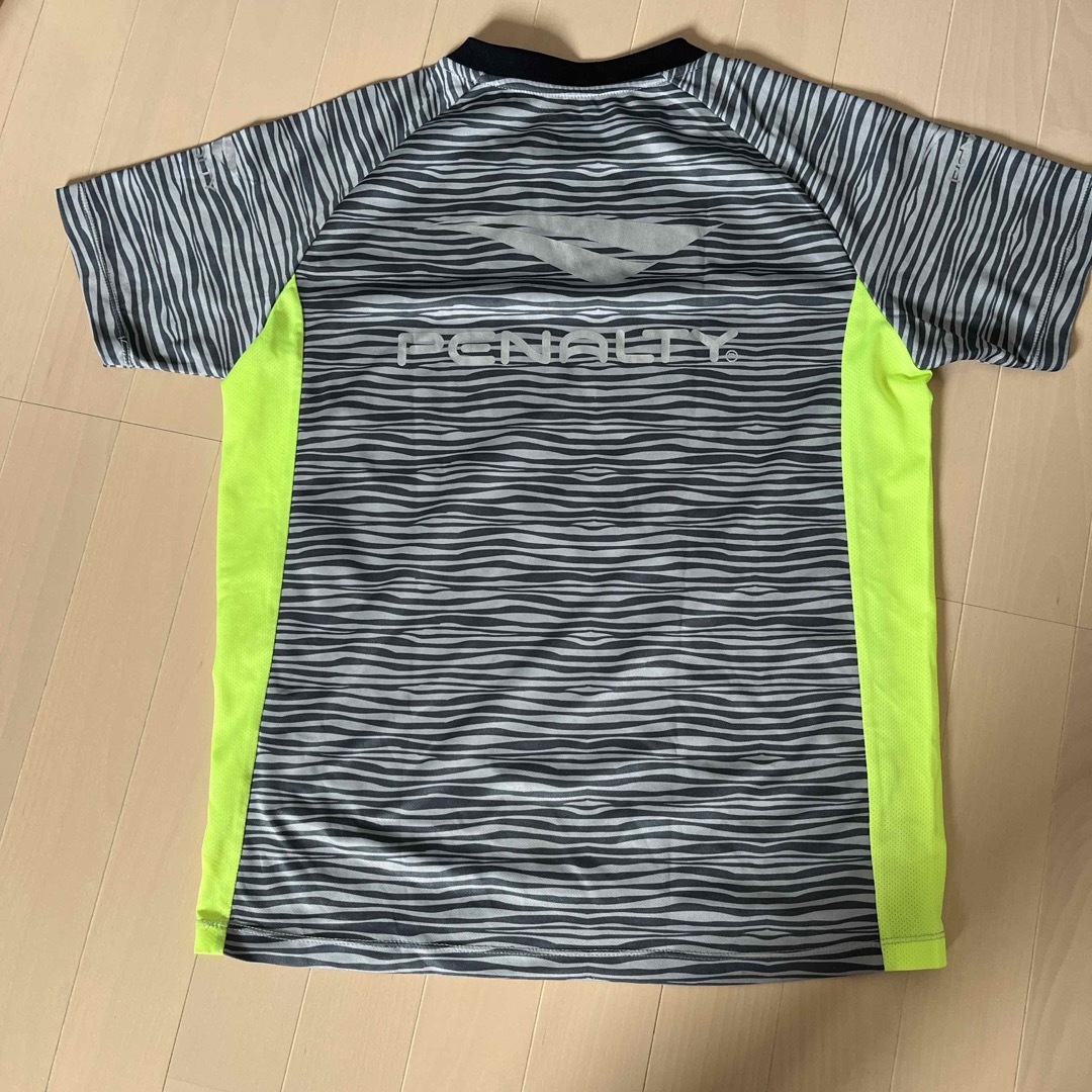 PENALTY(ペナルティ)のペナルティ　Mサイズ スポーツ/アウトドアのサッカー/フットサル(ウェア)の商品写真