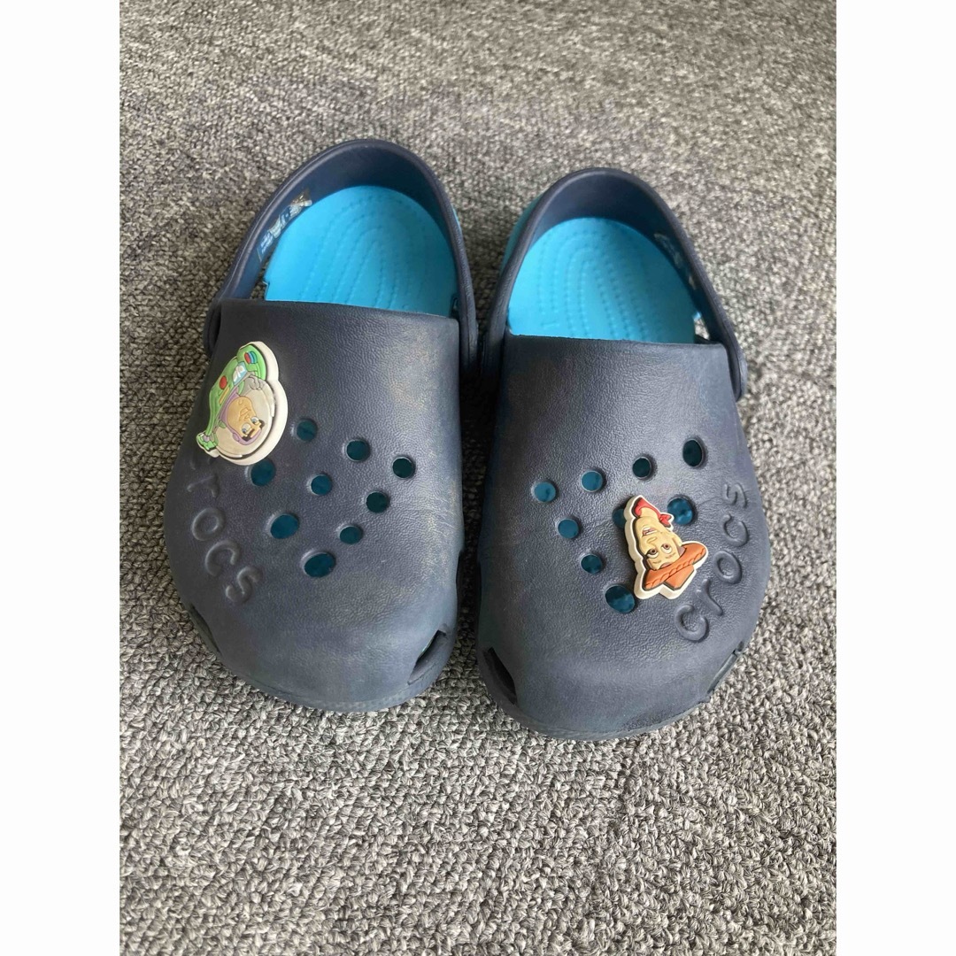 crocs(クロックス)のクロックス　キッズサンダル【C9】 キッズ/ベビー/マタニティのキッズ靴/シューズ(15cm~)(サンダル)の商品写真