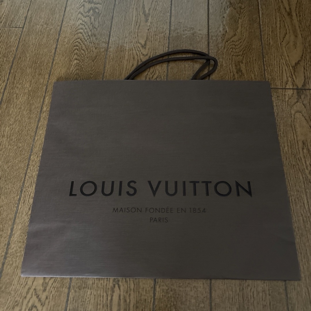 LOUIS VUITTON(ルイヴィトン)のルイヴィトンショプ袋　ショッパー　メッセージカード　45点 レディースのバッグ(ショップ袋)の商品写真