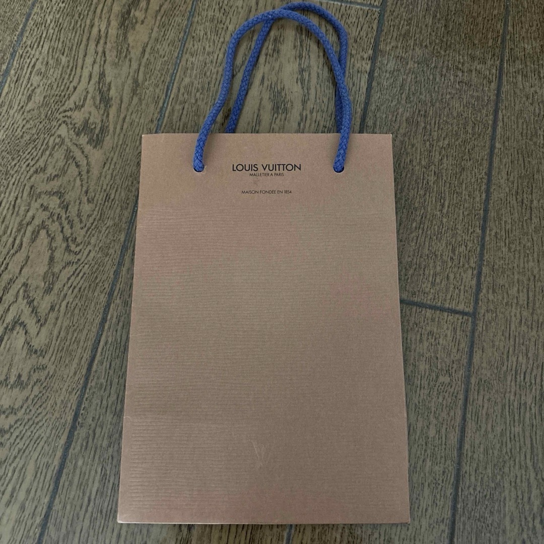 LOUIS VUITTON(ルイヴィトン)のルイヴィトンショプ袋　ショッパー　メッセージカード　45点 レディースのバッグ(ショップ袋)の商品写真