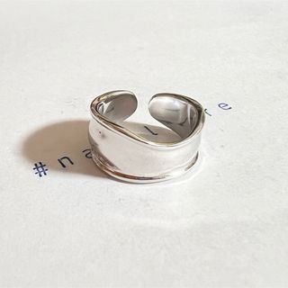 シルバーリング 銀 スムースカーブ ワイド 波 ウェーブ ミニマル 韓国 指輪③(リング(指輪))