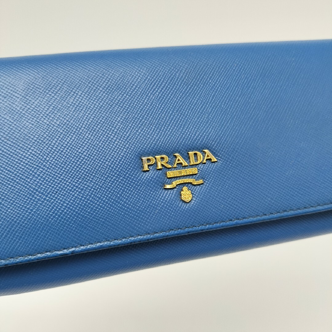 PRADA(プラダ)の極美品✨プラダ　長財布　サフィアーノ　レザー レディースのファッション小物(財布)の商品写真