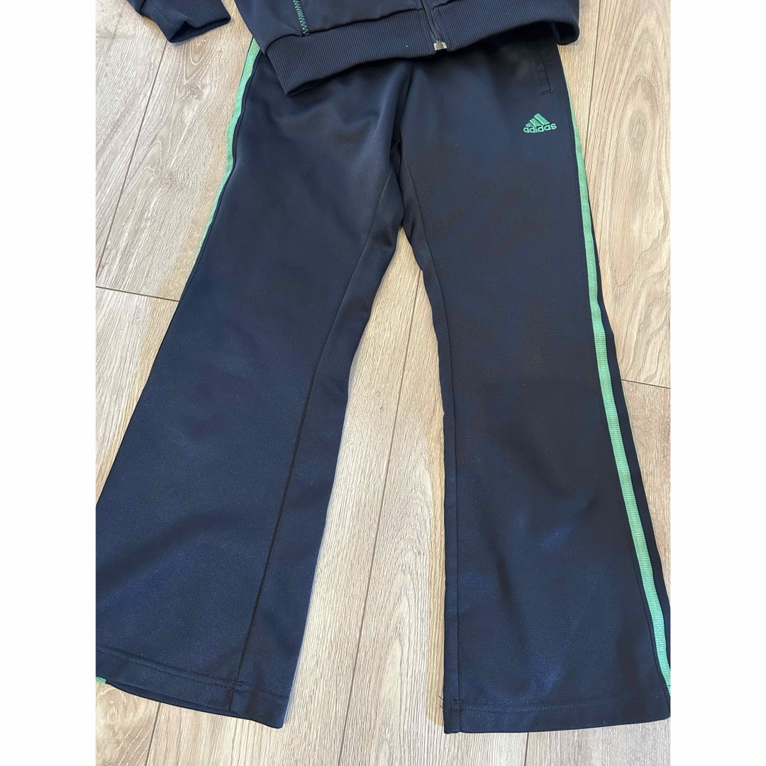 adidas(アディダス)のadidas ジャージ上下セット キッズ/ベビー/マタニティのキッズ服男の子用(90cm~)(パンツ/スパッツ)の商品写真