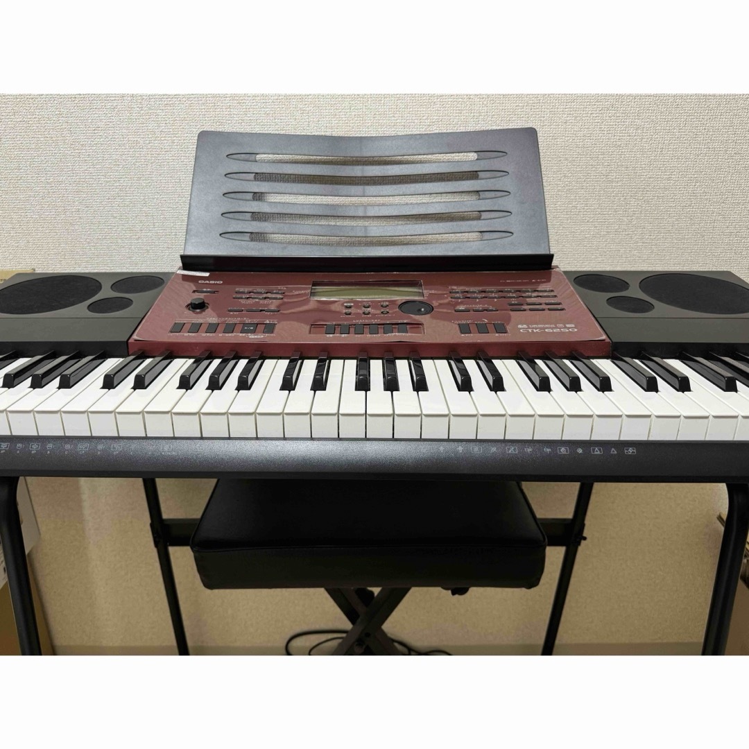 CASIO(カシオ)の【限定セール】CASIO CTK-6250 ハイグレードキーボード + 椅子付 楽器の鍵盤楽器(キーボード/シンセサイザー)の商品写真