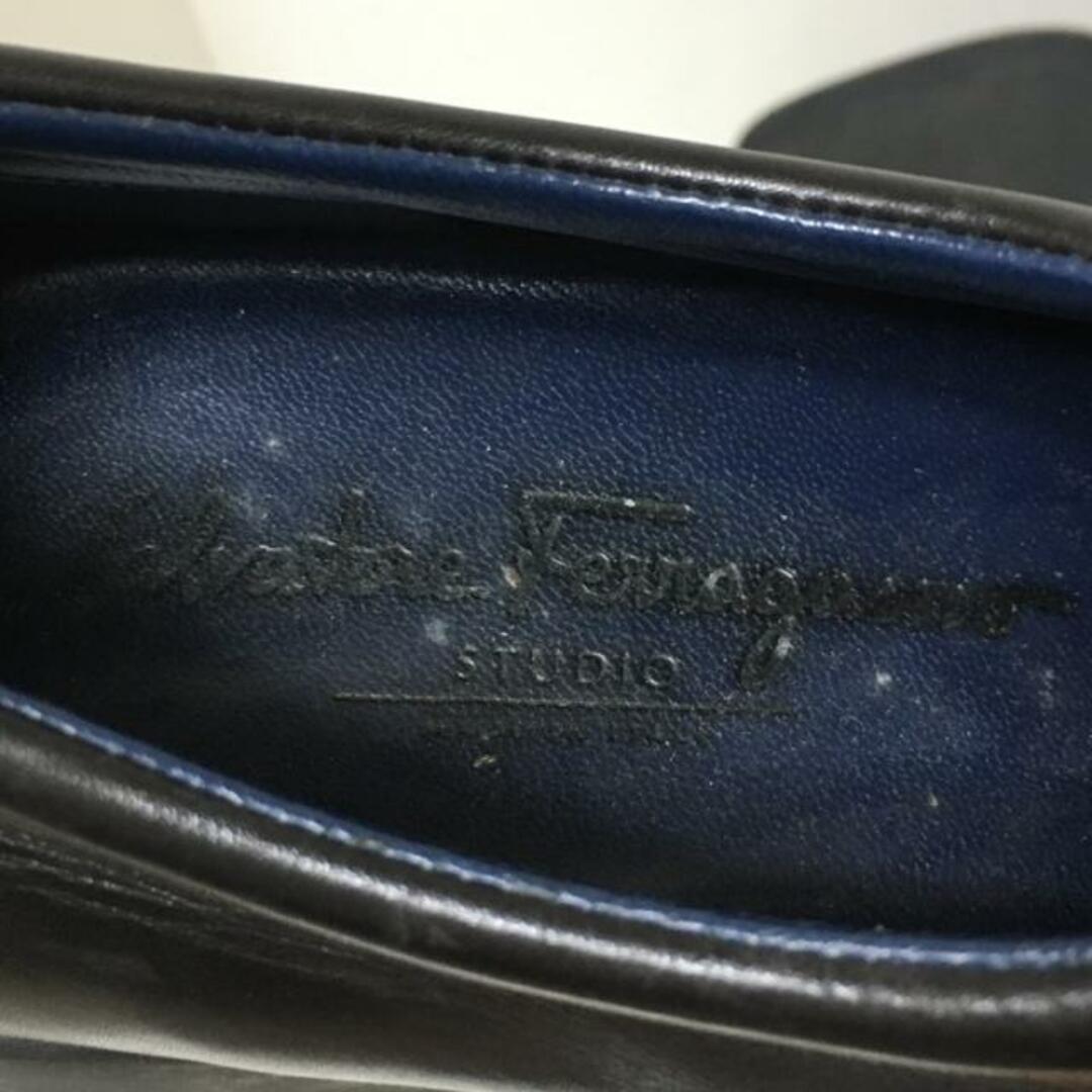 Salvatore Ferragamo(サルヴァトーレフェラガモ)のSalvatoreFerragamo(サルバトーレフェラガモ) シューズ 8 3E メンズ - 黒 レザー メンズの靴/シューズ(その他)の商品写真