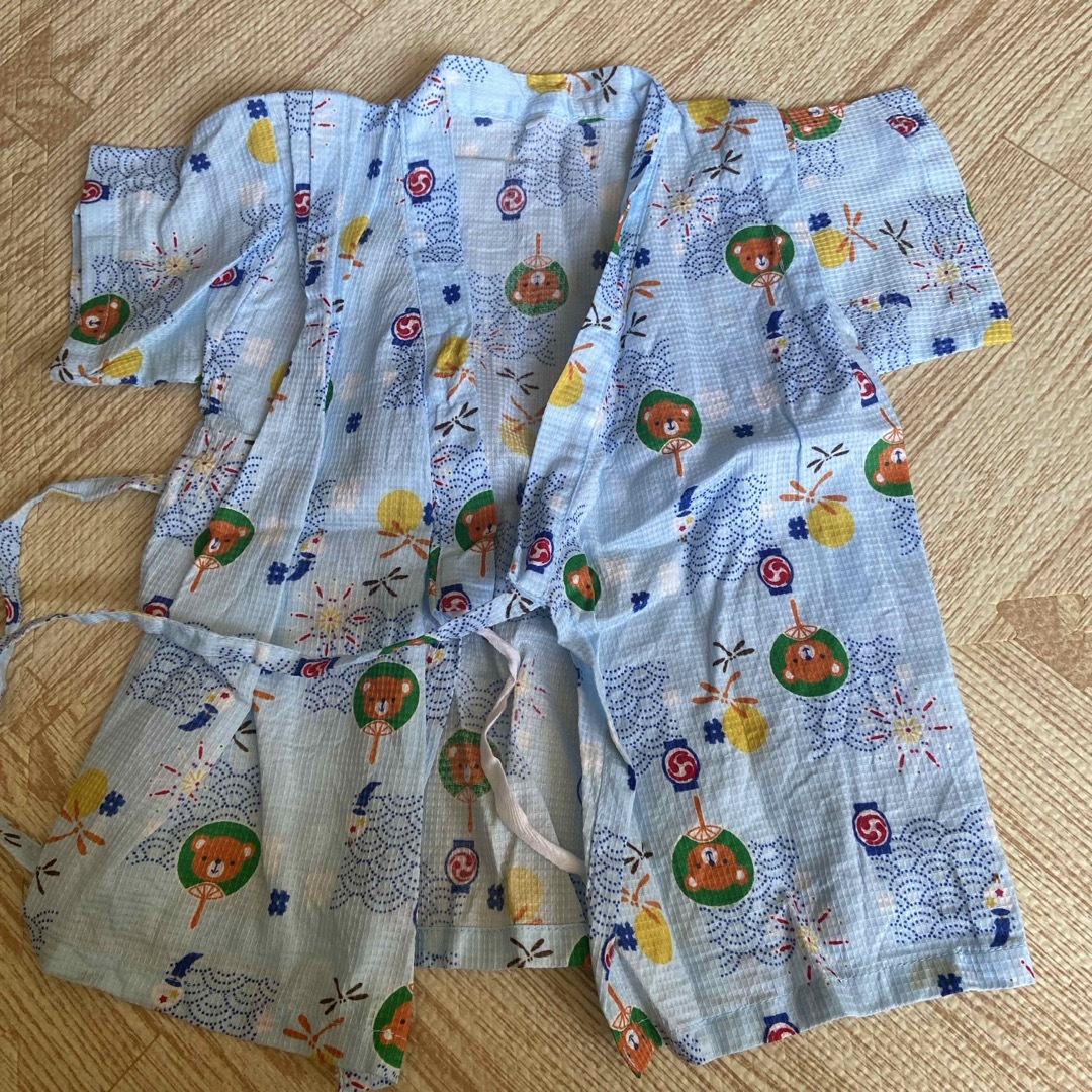 西松屋(ニシマツヤ)の甚平　90cm キッズ/ベビー/マタニティのキッズ服男の子用(90cm~)(甚平/浴衣)の商品写真