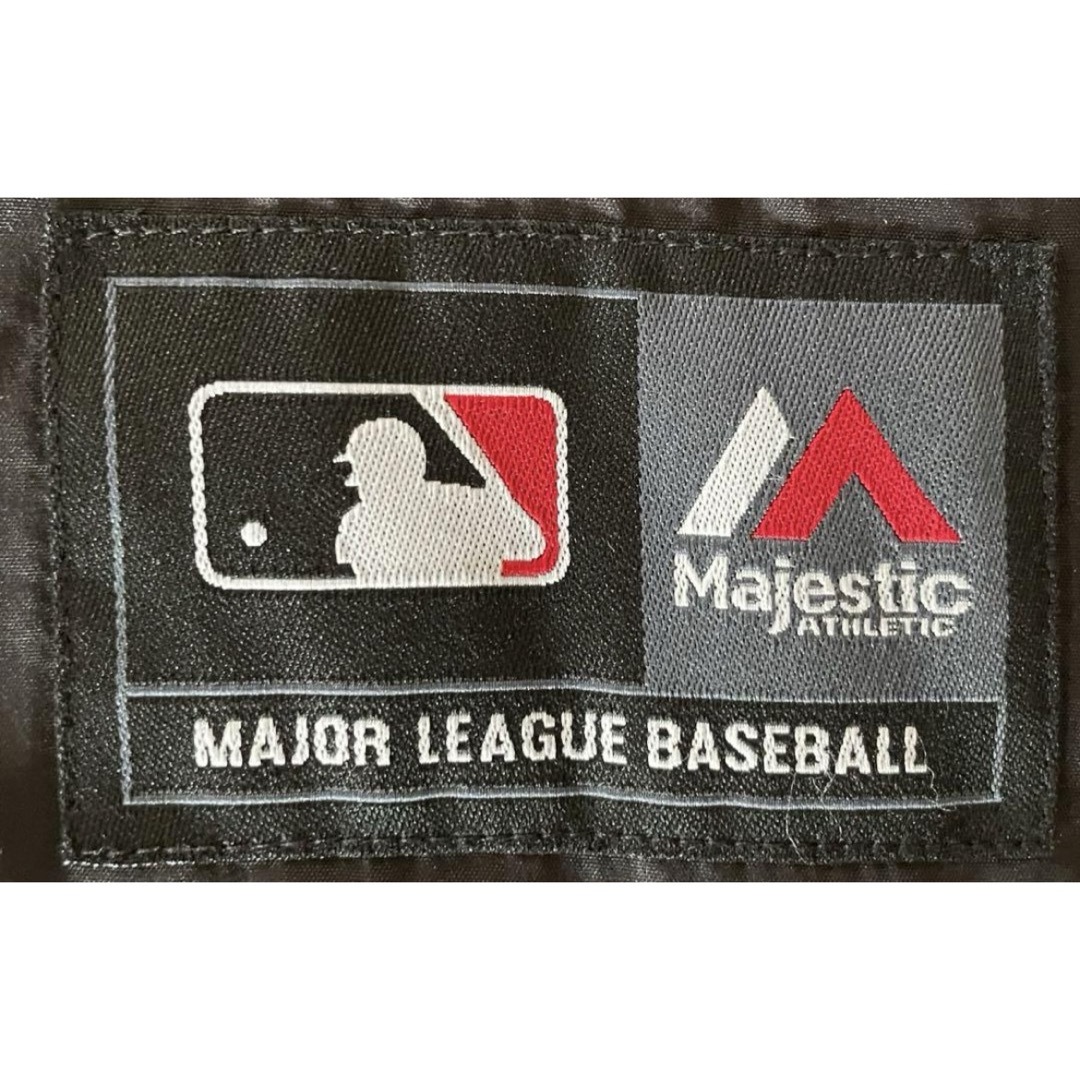 Majestic(マジェスティック)の★刺繍★【Mサイズ】マジェスティック × MLB ヤンキース ナイロンジャケット メンズのジャケット/アウター(ナイロンジャケット)の商品写真