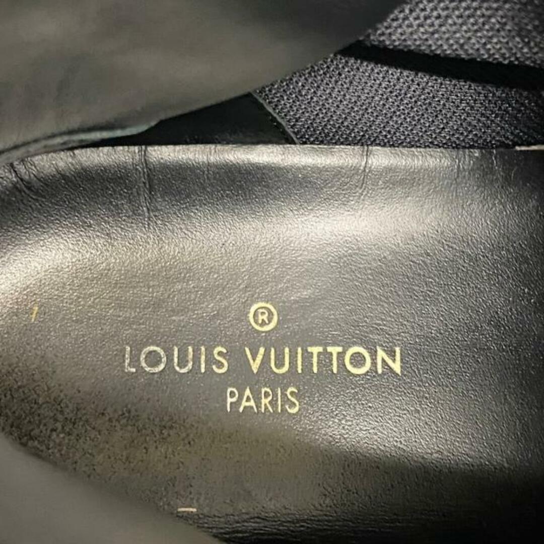 LOUIS VUITTON(ルイヴィトン)のLOUIS VUITTON(ルイヴィトン) スニーカー 8 メンズ リヴォリ・ライン スニーカー 1A44VQ 白×黒×マルチ ハイカット/モノグラム柄 レザー メンズの靴/シューズ(スニーカー)の商品写真