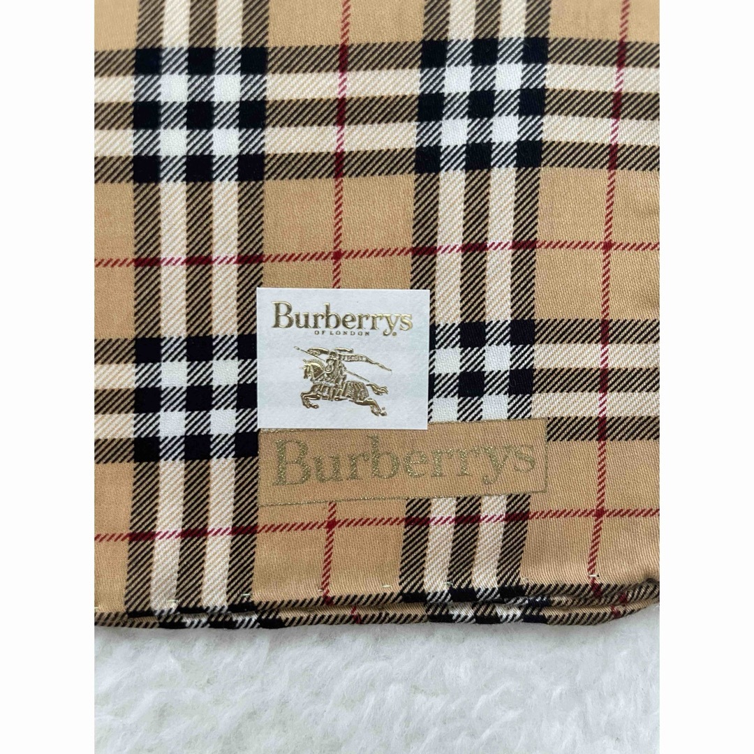 BURBERRY(バーバリー)のBurberrys  バーバリーズ　ハンカチ　※未使用 レディースのファッション小物(ハンカチ)の商品写真