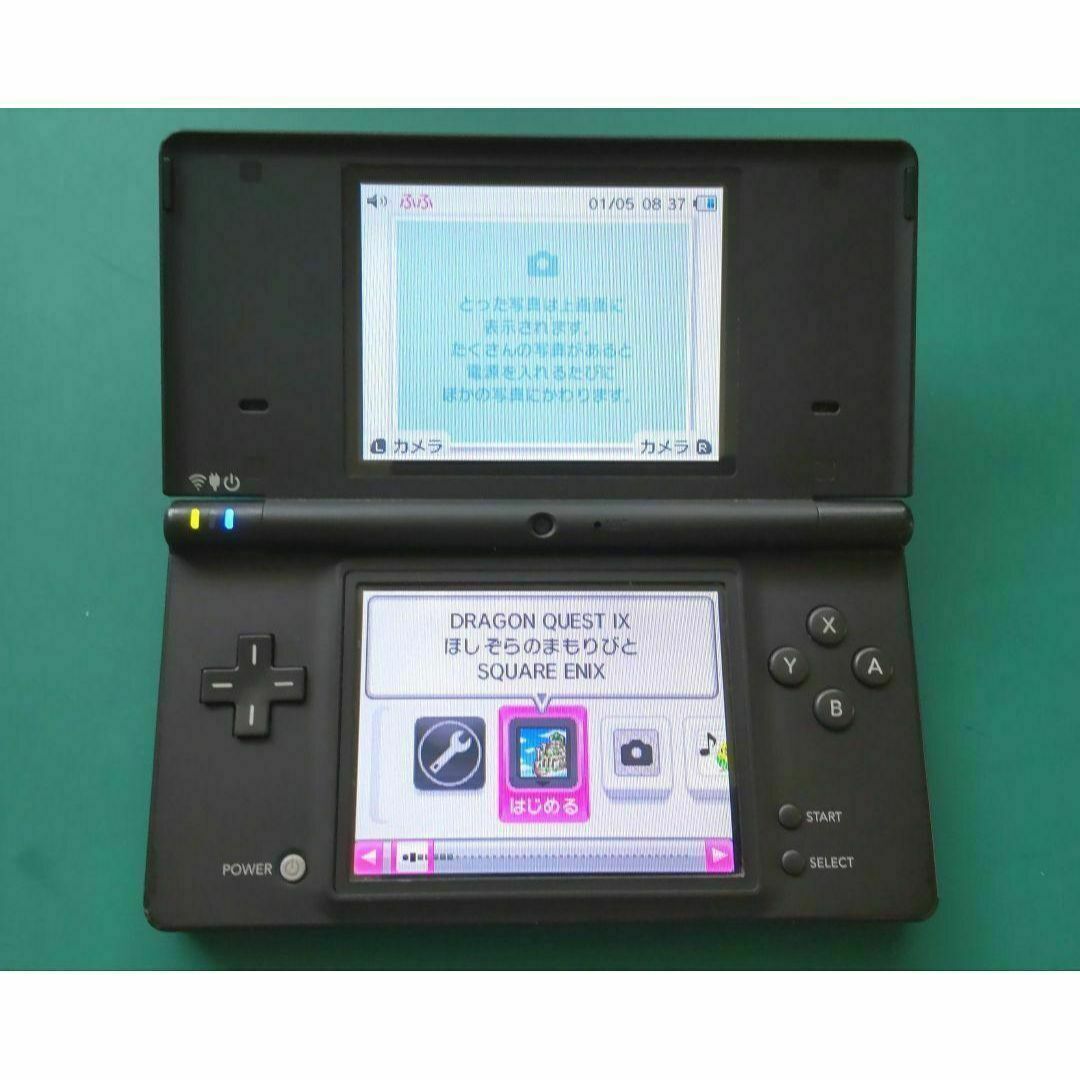 ニンテンドーDS(ニンテンドーDS)の【中古・良品】ニンテンドーDSiブラック 本体 ・充電器付き 30-1 4338 エンタメ/ホビーのゲームソフト/ゲーム機本体(携帯用ゲーム機本体)の商品写真