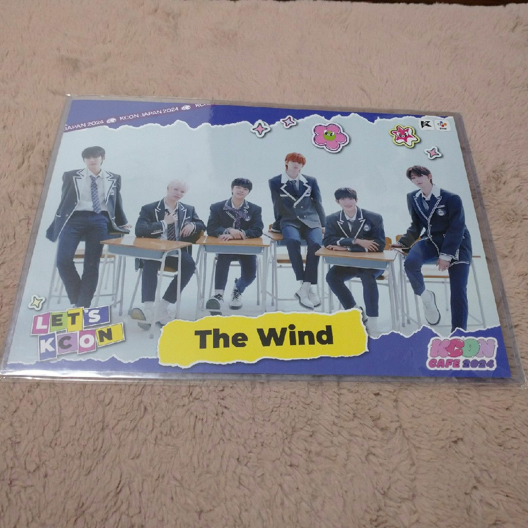 KCONカフェ ランチョンマット The Wind エンタメ/ホビーのタレントグッズ(アイドルグッズ)の商品写真