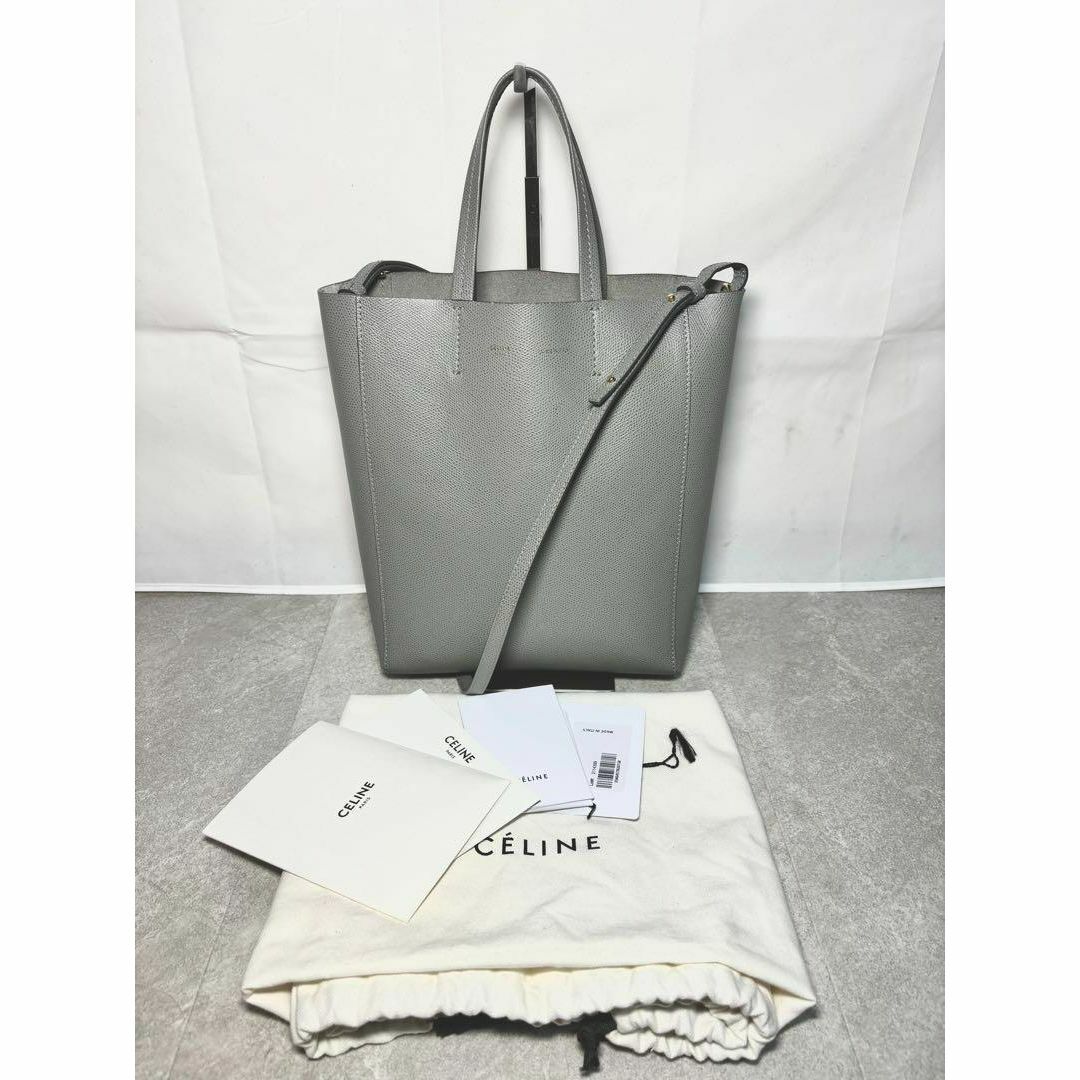 celine(セリーヌ)の(美品✨)CELINE バーティカルカバ スモール ショルダー 2way バッグ レディースのバッグ(ショルダーバッグ)の商品写真