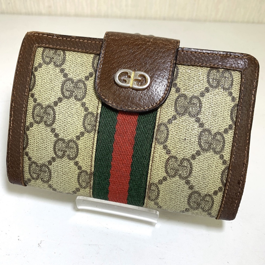 Gucci(グッチ)のＭ　GUCCI シェリーライン GGキャンバスがま口 折り財布 レディースのファッション小物(財布)の商品写真