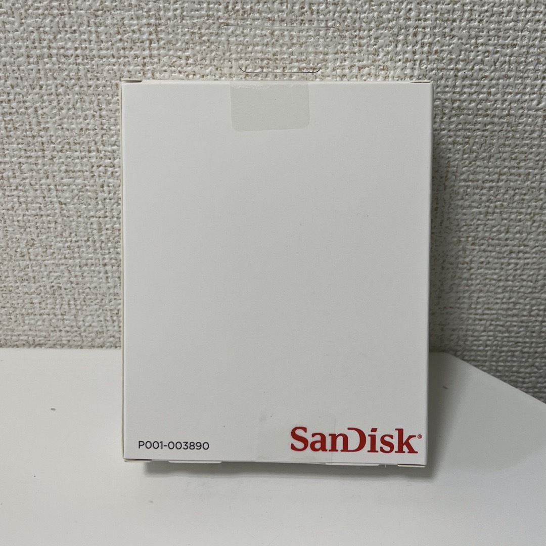 SanDisk(サンディスク)の未使用SanDiskポータブルSSD1TB USB3.2Gen2読出最大1050 スマホ/家電/カメラのPC/タブレット(PC周辺機器)の商品写真