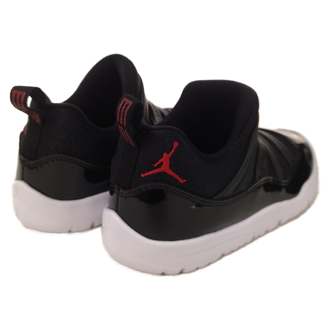 NIKE(ナイキ)のNIKE ナイキ JORDAN 11 RETRO LITTLE FLEX PS ジョーダン リトル フレックス ローカットスニーカー キッズ ブラック US12c/18cm BQ7101-002 メンズの靴/シューズ(スニーカー)の商品写真