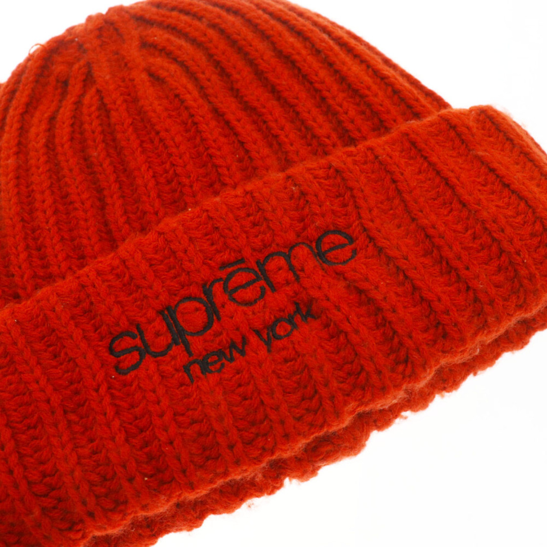 Supreme(シュプリーム)のSUPREME シュプリーム 22AW Ribbed Beanie クラシックロゴ刺繍 リブニット ニットキャップ ビーニー 帽子 オレンジ メンズの帽子(ニット帽/ビーニー)の商品写真