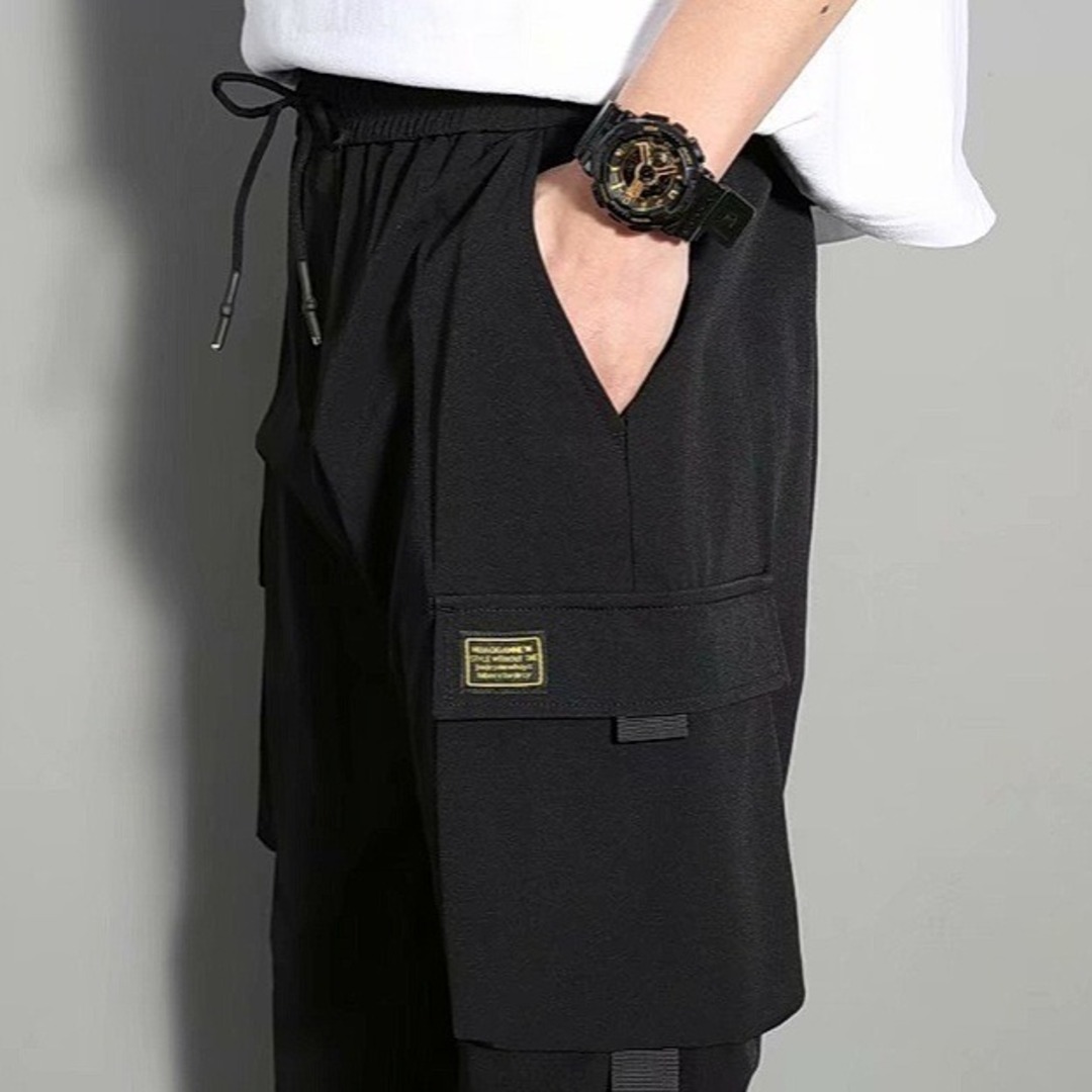 【最安値】カーゴパンツ　サルエル　ジョガー　メンズ　ストリート　シンプル　黒 メンズのパンツ(その他)の商品写真