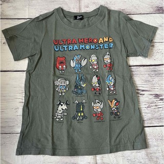 子ども服　ウルトラマン　仮面ライダー　Tシャツ　2枚セット　130(Tシャツ/カットソー)