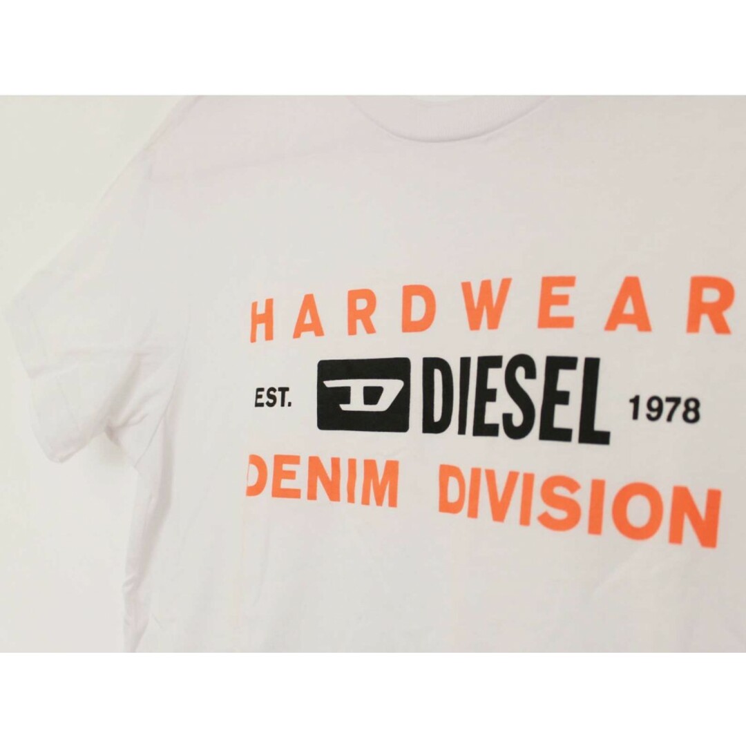 DIESEL(ディーゼル)の【夏物 新入荷!】[ディーゼルキッズ/DIESEL kids]150cm 半袖Tシャツ/半袖カットソー 白 '21年製【中古】子供服 キッズ kids ジュニア 男の子 夏 tops 415042 キッズ/ベビー/マタニティのキッズ服女の子用(90cm~)(Tシャツ/カットソー)の商品写真