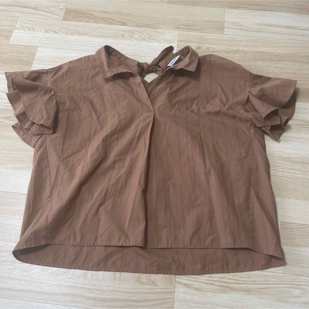 フリル袖バックリボンカットソー レディースのトップス(シャツ/ブラウス(半袖/袖なし))の商品写真