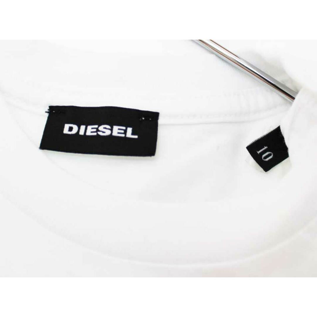 DIESEL(ディーゼル)の【夏物 新入荷!】[ディーゼルキッズ/DIESEL kids]140cm 半袖Tシャツ/半袖カットソー 白×赤【中古】子供服 キッズ kids ジュニア 男の子 夏 tops 415042 キッズ/ベビー/マタニティのキッズ服女の子用(90cm~)(Tシャツ/カットソー)の商品写真