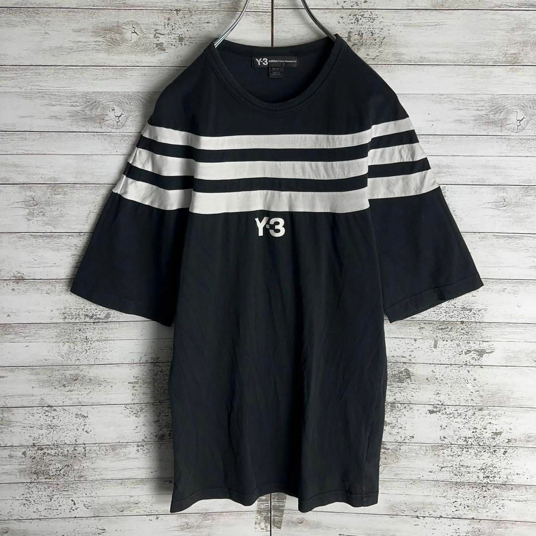 Y-3(ワイスリー)の9530【人気デザイン】Y-3☆ワンポイント スリーストライプtシャツ メンズのトップス(Tシャツ/カットソー(半袖/袖なし))の商品写真