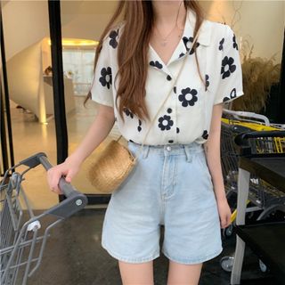 レディースシャツブラウス　L ホワイト　花柄　半袖　フラワー　シンプル　夏服(シャツ/ブラウス(半袖/袖なし))