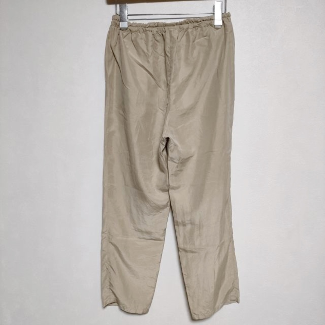 Yoli Silk pants 定価36300円 イージーパンツ yl-pt02 パンツ ベージュ レディース ヨリ【中古】4-0502M∞ レディースのパンツ(その他)の商品写真