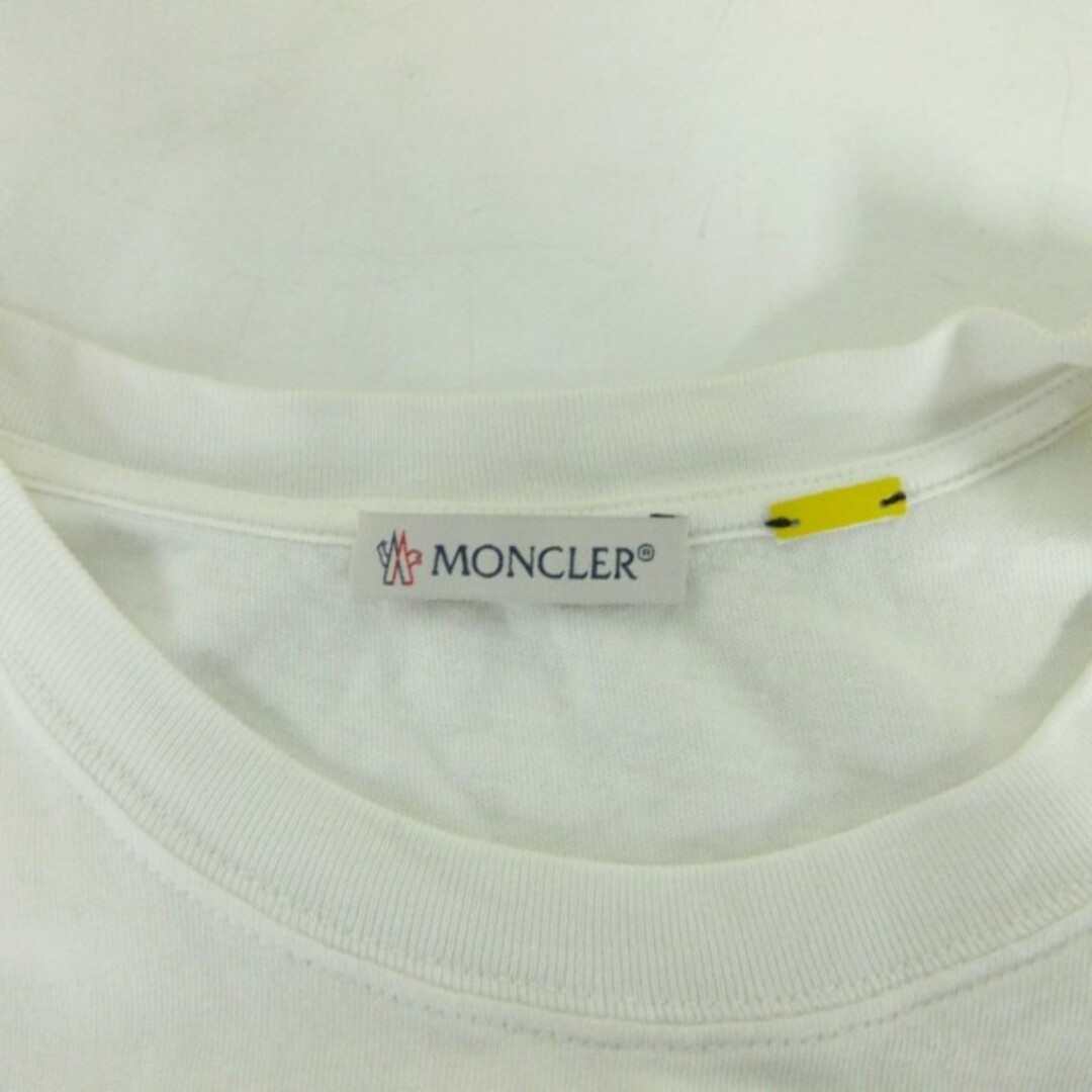 MONCLER(モンクレール)のモンクレール フラグメント コラボ  Tシャツ 半袖 ロゴ 白 M MKS メンズのトップス(Tシャツ/カットソー(半袖/袖なし))の商品写真